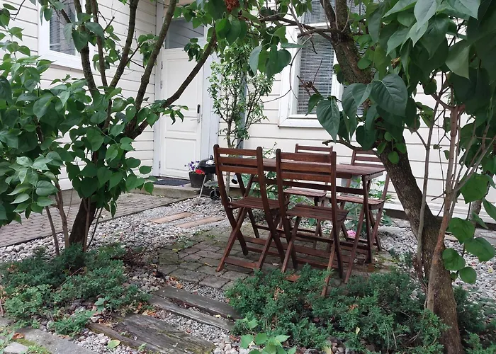 Moderni Asunto Vanhassa Talossa - Modern At The Heart Of شقة توركو